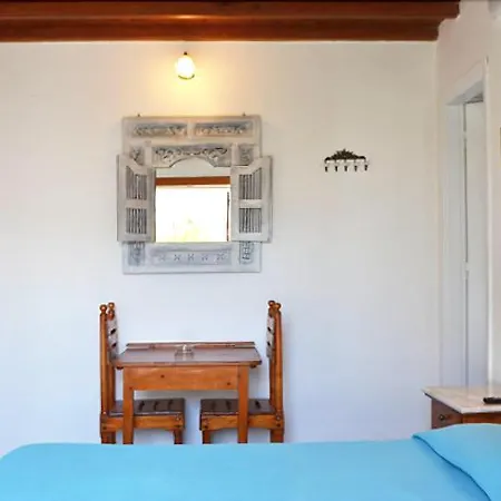 Aparthotel Pinelopi 3*