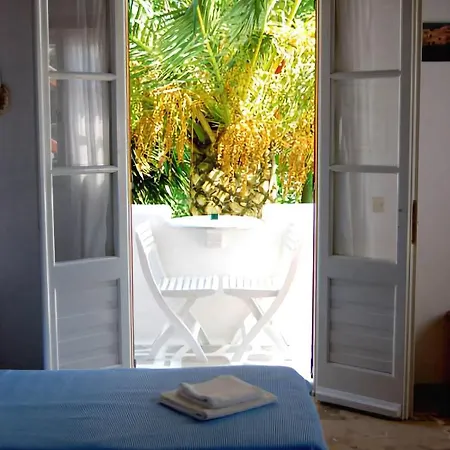Aparthotel Pinelopi
