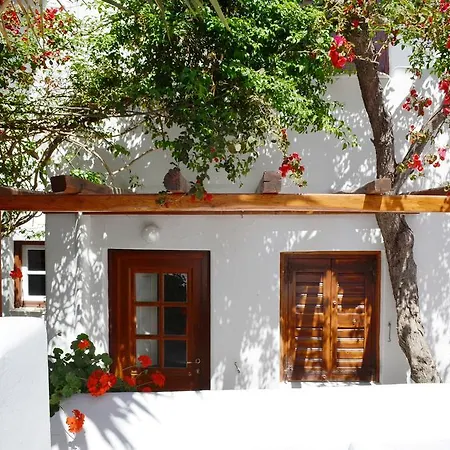 Pinelopi Aparthotel