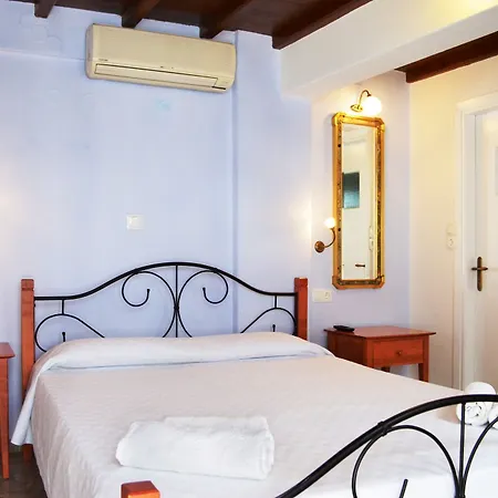 Pinelopi Aparthotel 3*