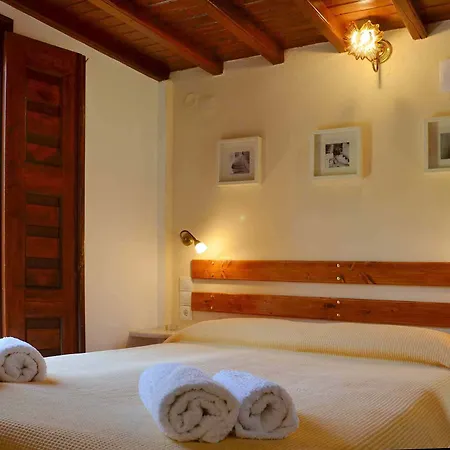 Pinelopi Aparthotel 3*